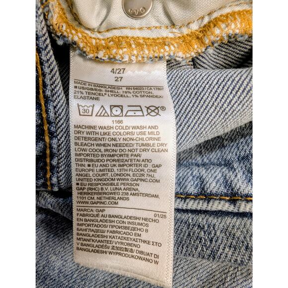 GAP Denim 5” Cutoff Shorts Light Distressed Wash Size 4/27 NWOT - Picture 7 of 7